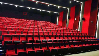 影院增收出新招 好座位要多掏錢，你買單嗎？